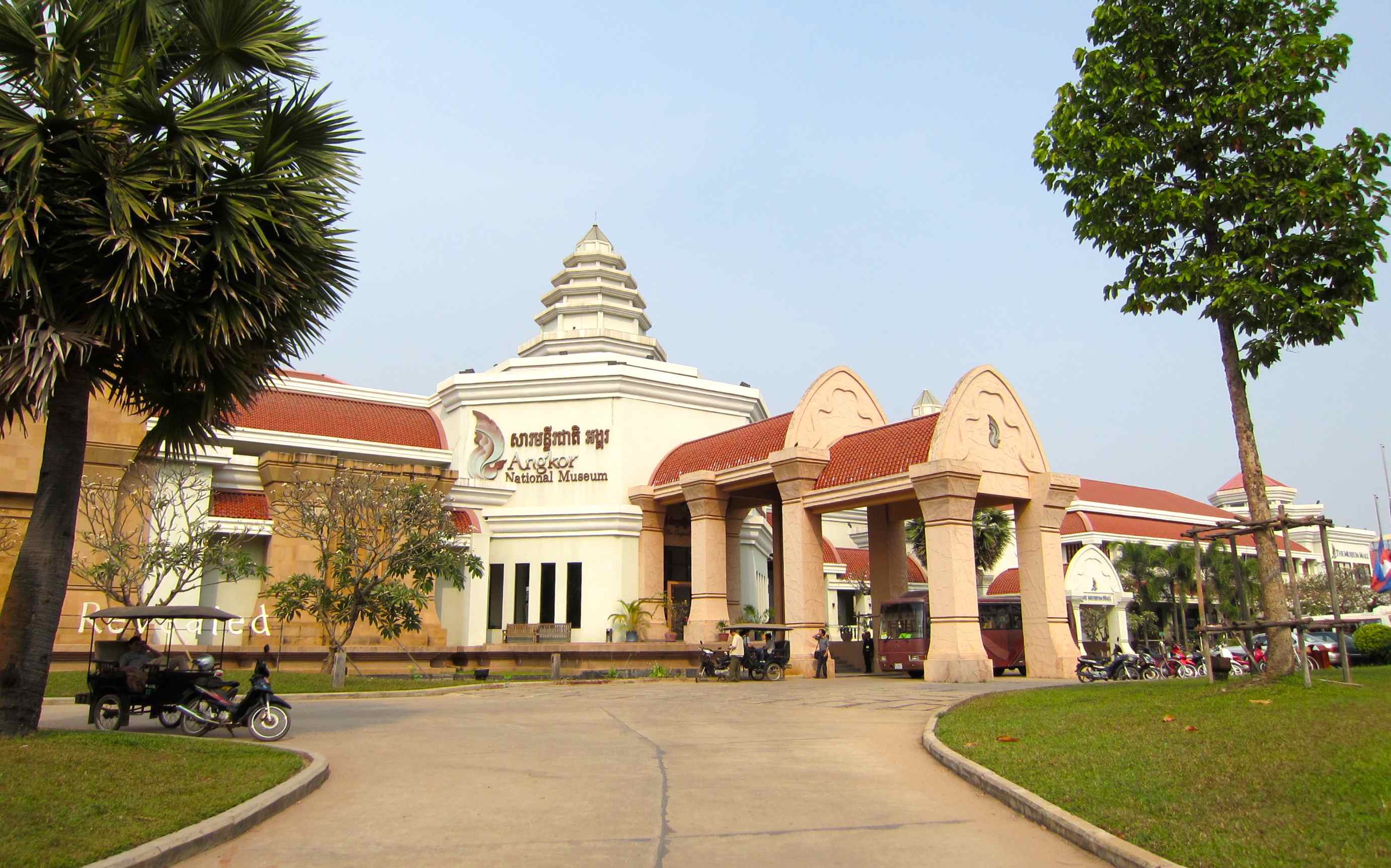 Angkor National Museum